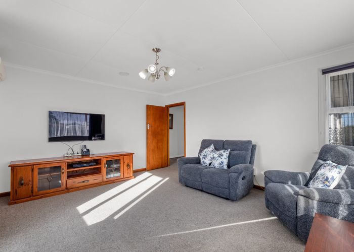  at 405 Breezes Road, Aranui, Christchurch City, Canterbury