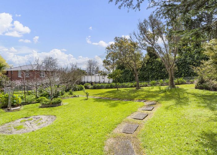  at 84 Woodglen Road, Glen Eden, Auckland