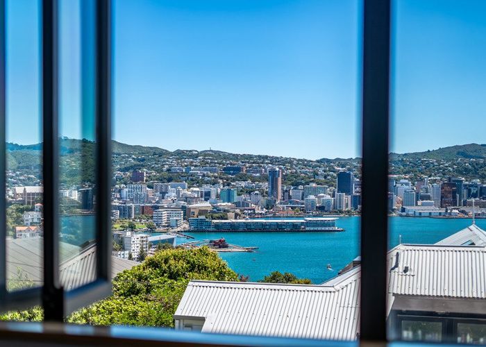  at 40B The Crescent, Roseneath, Wellington, Wellington