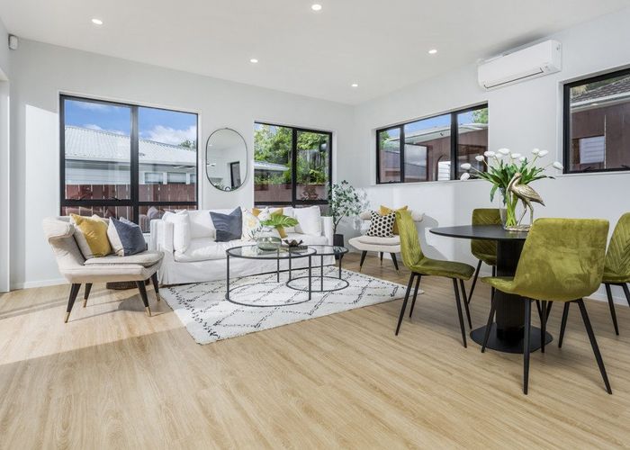  at 76B Bond Crescent, Forrest Hill, Auckland