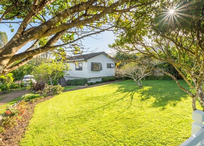  at 52 Mako Street, Oneroa, Waiheke Island, Auckland