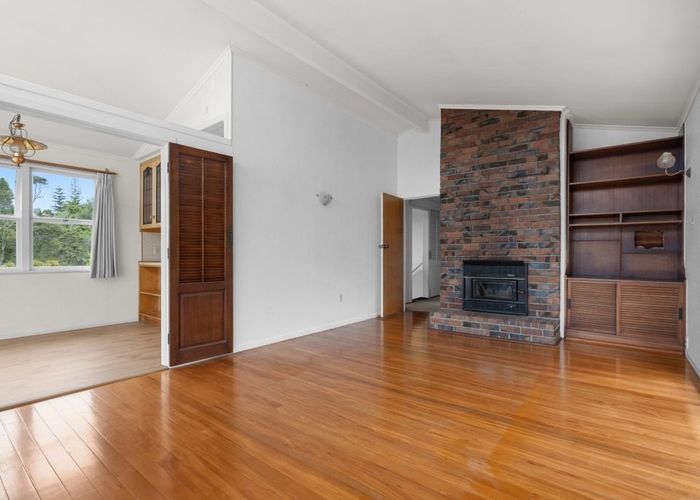  at 204 Old Titirangi Road, Titirangi, Waitakere City, Auckland