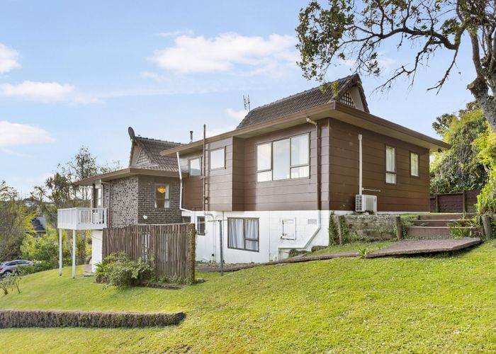  at 123 Porritt Avenue, Chatswood, Auckland