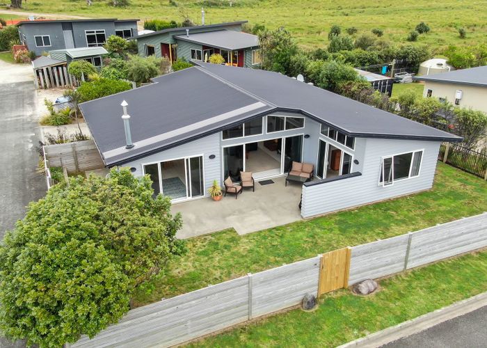  at 14 Kohikiko Place, Pohara