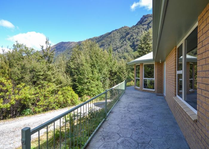  at 24 Bellbird Lane, Mount Creighton, Queenstown
