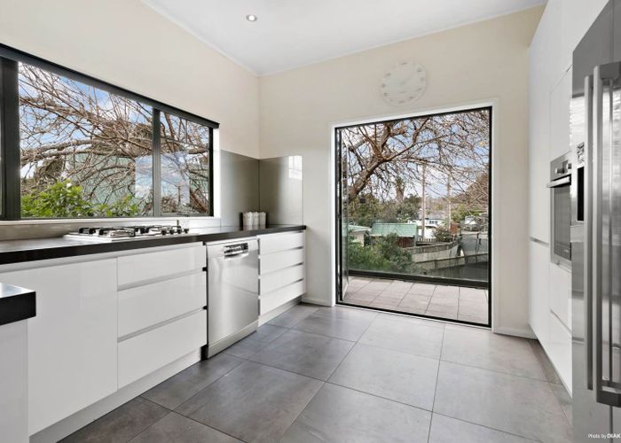  at 86 Ladies Mile, Manly, Whangaparaoa