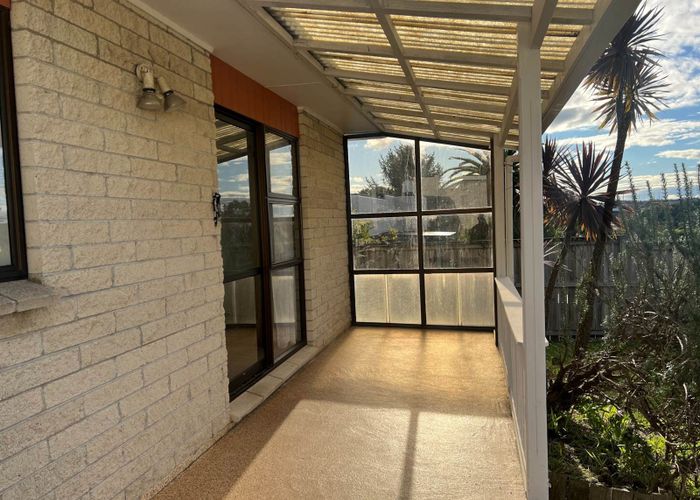  at 40 Kereru Street, Henderson, Waitakere City, Auckland