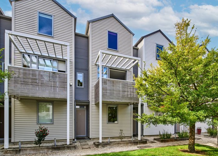  at 18/26 Wright Street, Mount Cook, Wellington