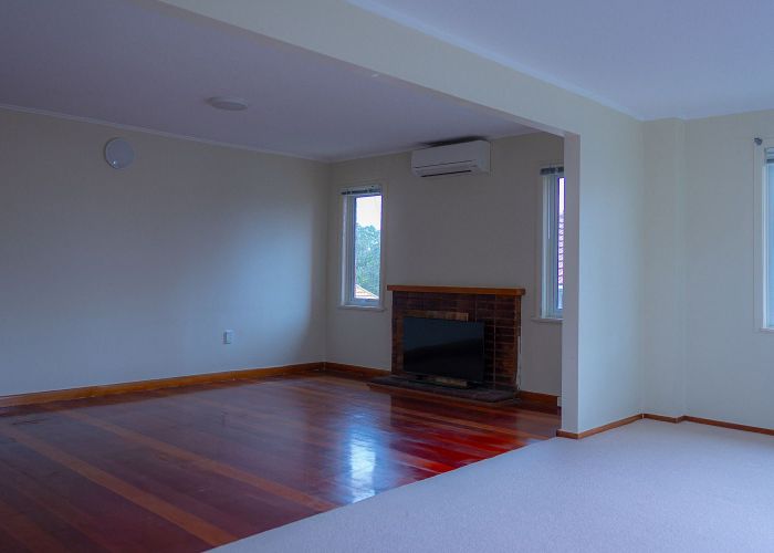  at 27 Kinross Street, Blockhouse Bay, Auckland