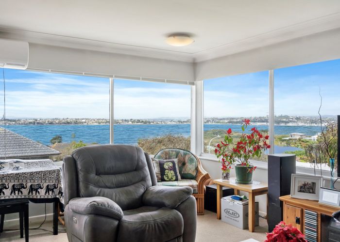  at 35 Vanessa Crescent, Glendowie, Auckland