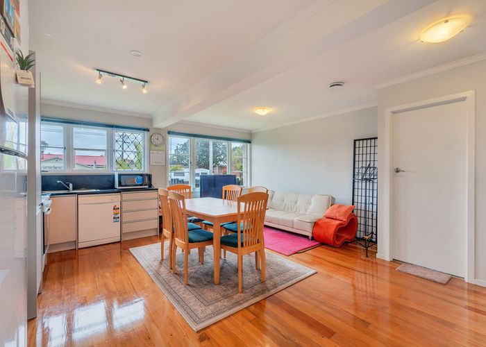  at 1/0 Sandringham Road, Sandringham, Auckland