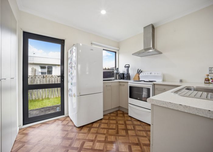  at 115 Wharf Road, Te Atatu Peninsula, Waitakere City, Auckland