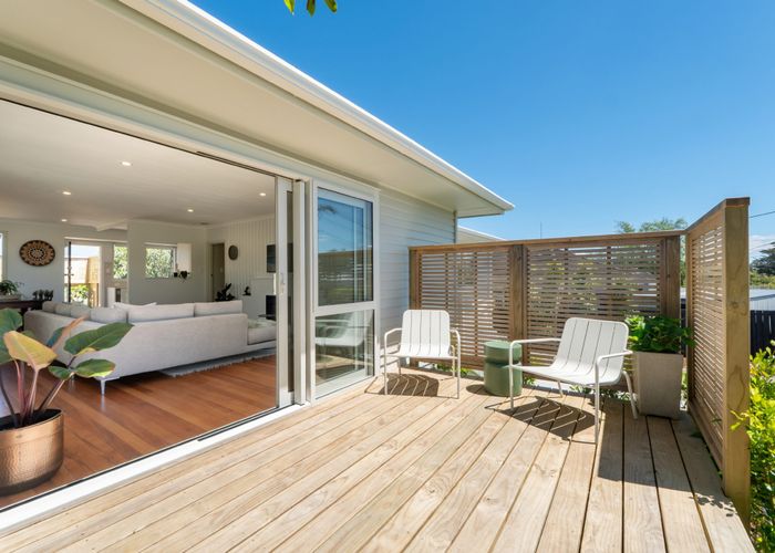  at 1/33 Exmouth Road, Northcote, North Shore City, Auckland
