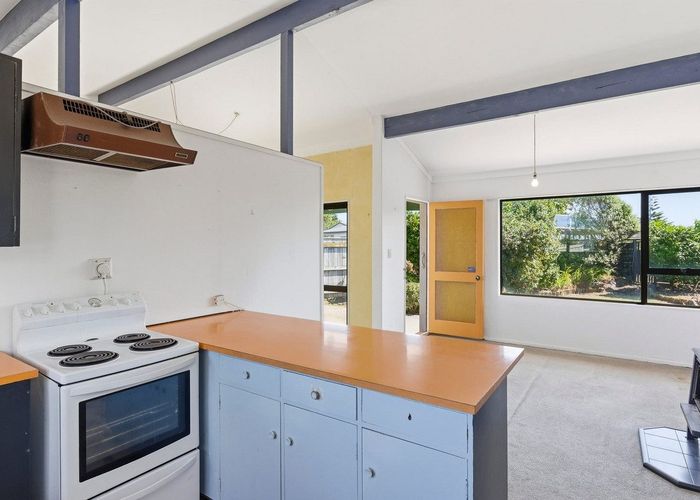  at 24b Olive Terrace, Paraparaumu Beach, Kapiti Coast, Wellington