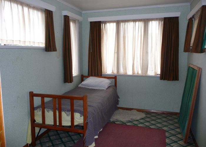  at 31 Thames Street, Roslyn, Palmerston North