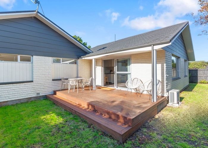  at 2/9 Somme Street, St Albans, Christchurch