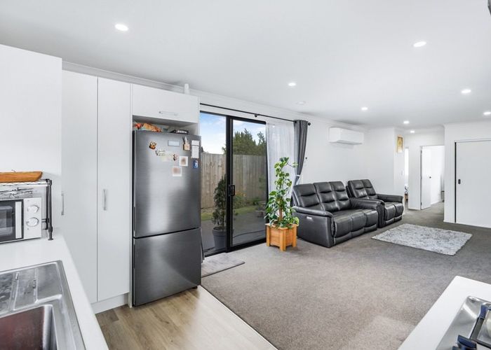  at 4/6 Saint Pauls Road, Chartwell, Hamilton