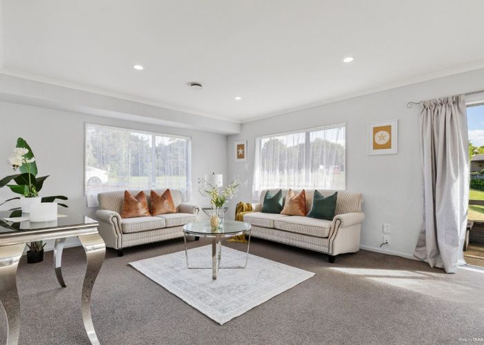  at 14 Princeton Parade, Albany, North Shore City, Auckland