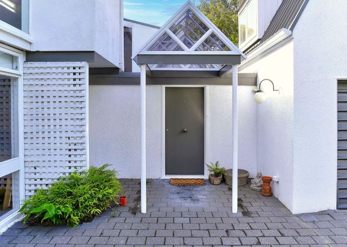  at 9A Peakes Road, Saint Johns Hill, Whanganui