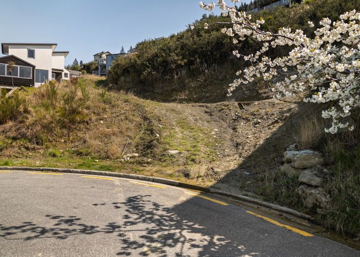  at 12 St Matthews Place, Town Centre, Queenstown-Lakes, Otago