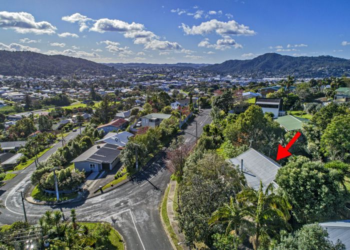  at 53 Hilltop Avenue, Morningside, Whangarei