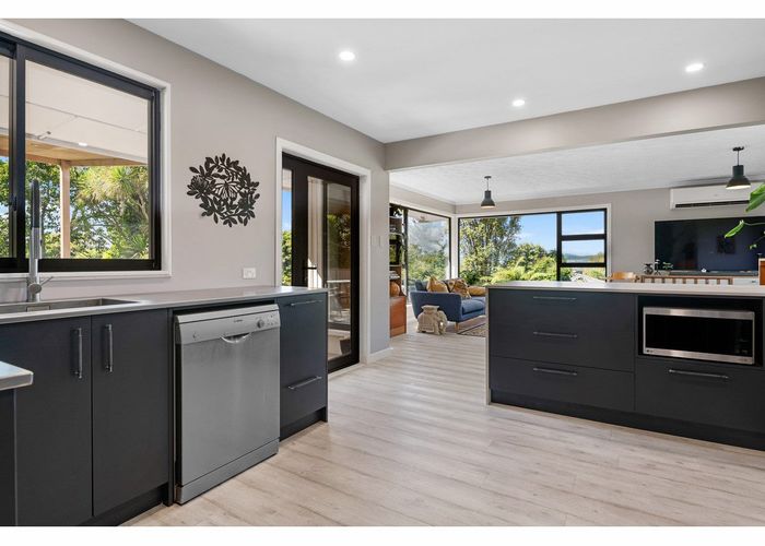  at 8 Henry Street, Western Heights, Rotorua