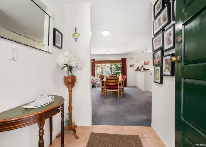  at 10 Lanier Place, Glendene, Waitakere City, Auckland