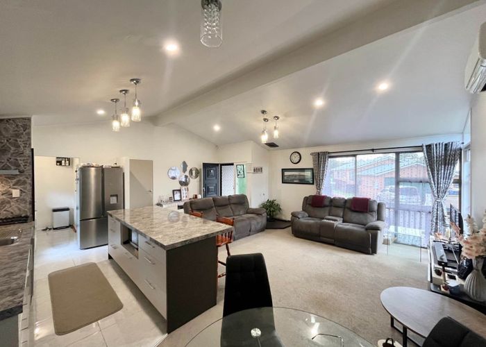  at 11A John F Kennedy Place, Glen Eden, Waitakere City, Auckland