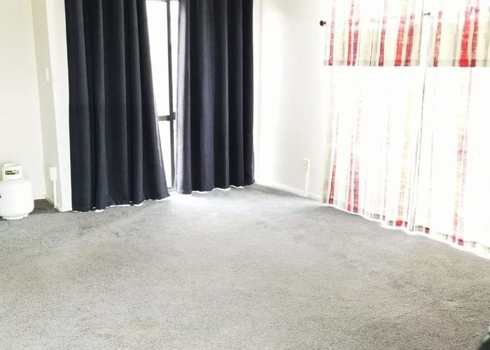  at 74 Hetherington Road, Ranui, Waitakere City, Auckland