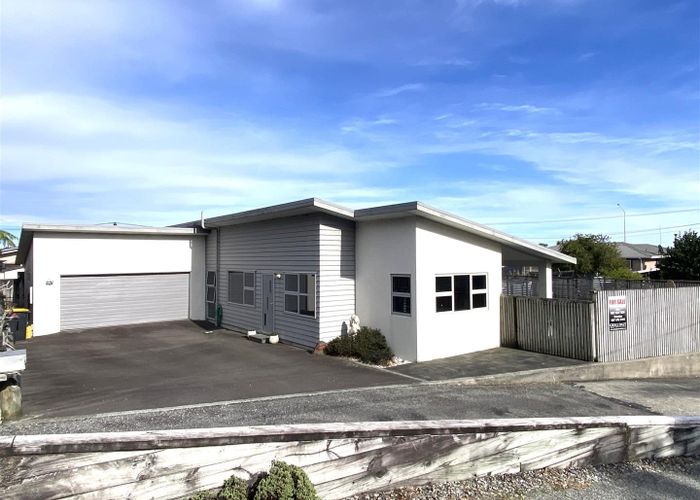  at 2 Fernhill Place, Karoro, Grey, West Coast