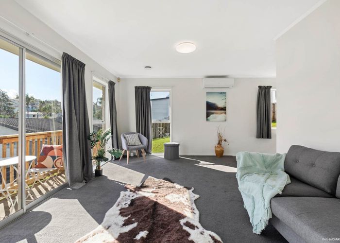  at 26 Halberg Street, Glenfield, North Shore City, Auckland