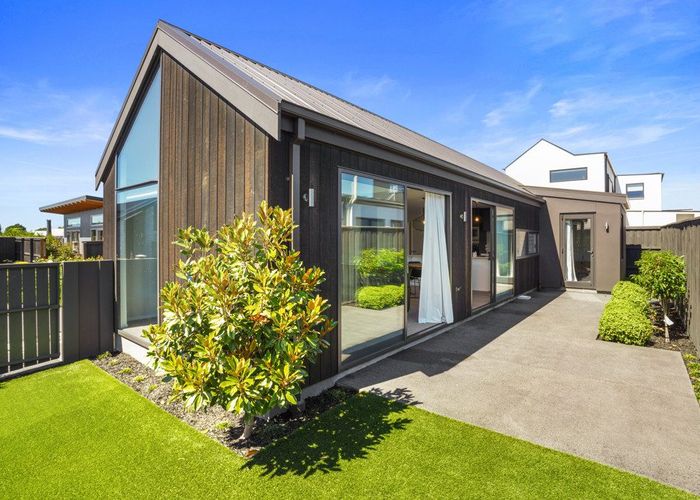  at 6 Stroma Avenue, Casebrook, Christchurch