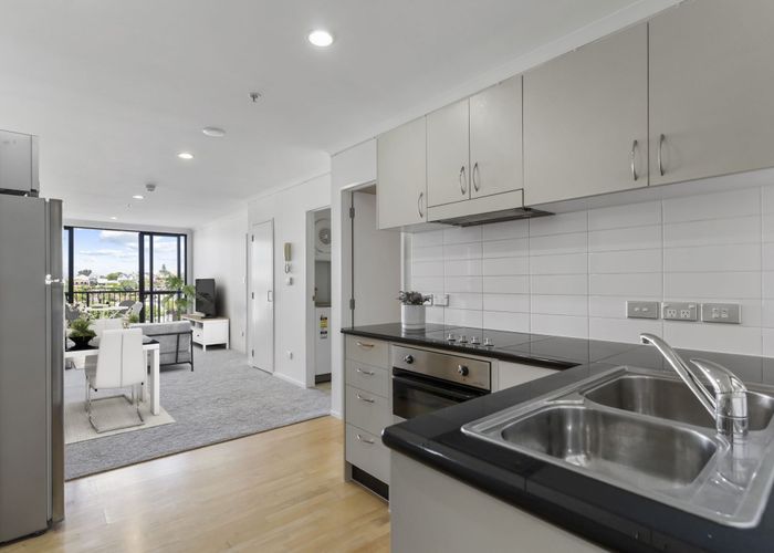  at A512/176 Broadway, Newmarket, Auckland City, Auckland