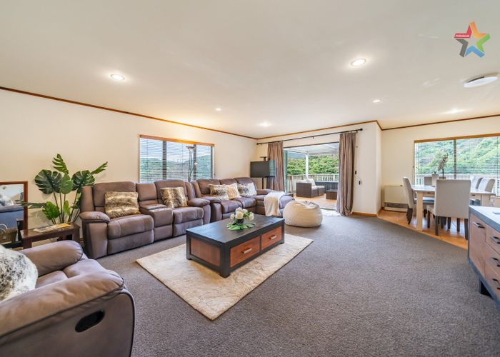  at 16 Haast Close, Kelson, Lower Hutt