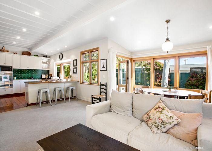 Free property data for 58 Messines Road, Karori, Wellington homes.co.nz