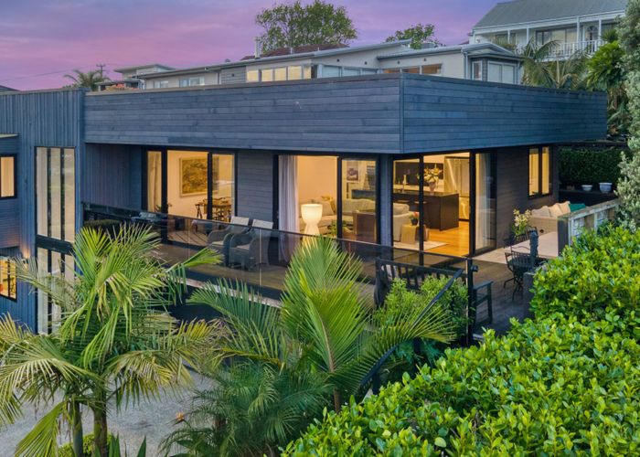  at 2B Churchill Road, Murrays Bay, Auckland