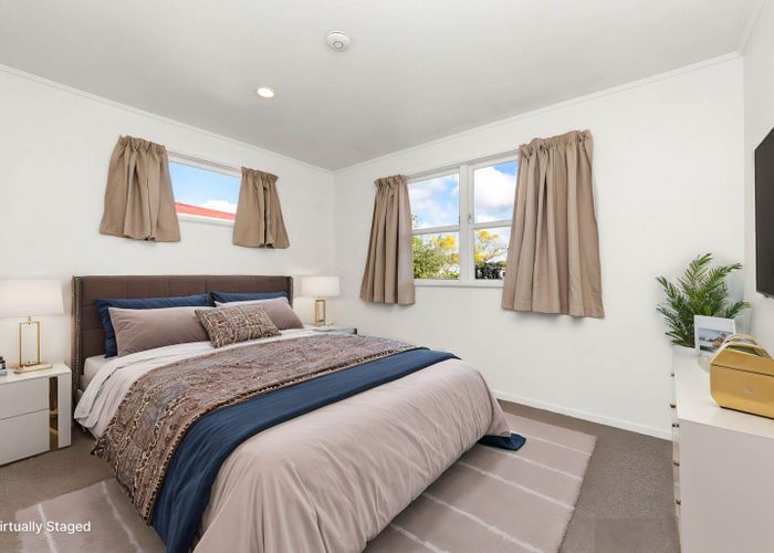  at 39 Universal Dr, Henderson, Waitakere City, Auckland