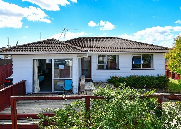  at 44 Secretariat Place, Randwick Park, Auckland