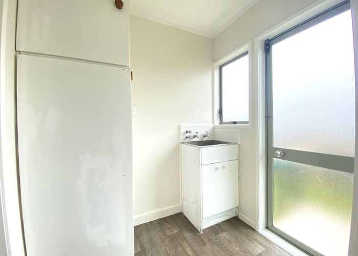  at 17 Janese Place, Weymouth, Manukau City, Auckland