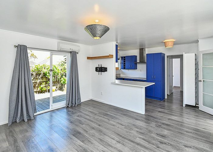  at 2/138 Mangere Road, Otahuhu, Auckland