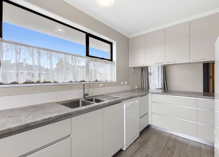  at 5 St Ives Grove, Whalers Gate, New Plymouth, Taranaki