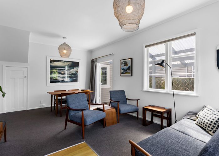  at 18 Raine Street, Karori, Wellington, Wellington