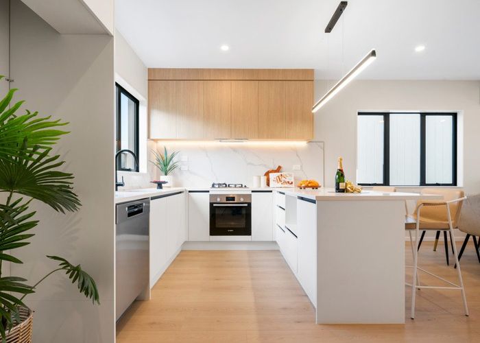  at 6 Greenbrier Street, Westgate, Waitakere City, Auckland