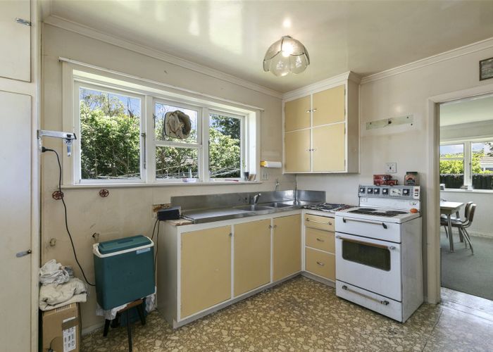  at 9 Foster Street, Taita, Lower Hutt