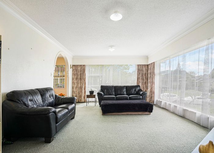  at 25 Sunnyhills Avenue, Glenview, Hamilton