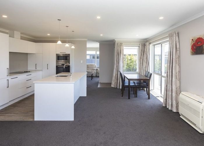  at Wendy/215 Mairehau Road, Burwood, Christchurch City, Canterbury