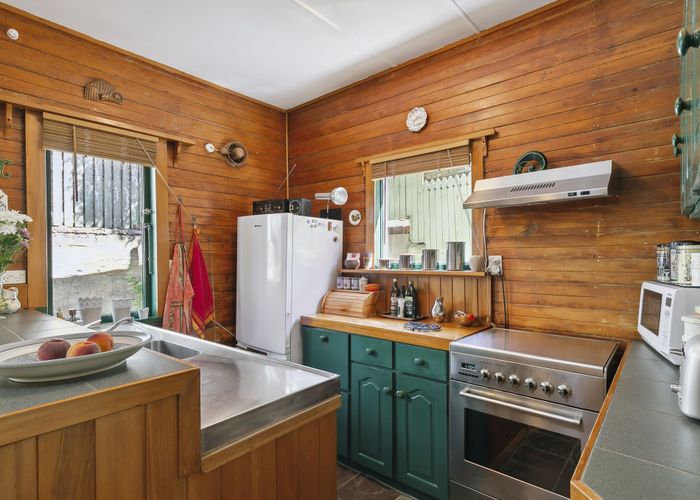  at 159 Sutherland Road, Lyall Bay, Wellington