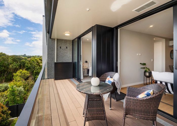  at 104/9 Walmer Road, Point Chevalier, Auckland City, Auckland