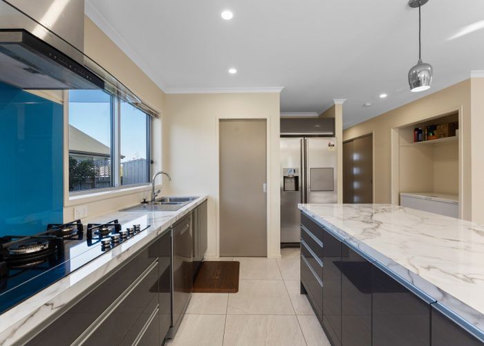  at 8 St Johns Heights, Otamatea, Whanganui, Manawatu / Whanganui