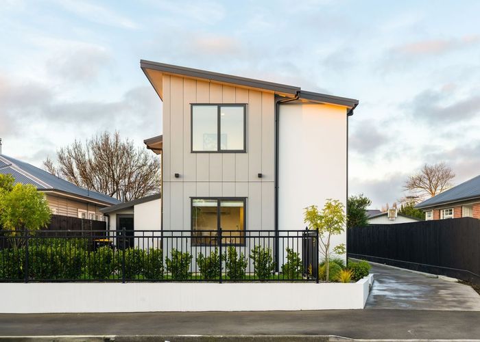  at 1/214 Barrington Street, Somerfield, Christchurch City, Canterbury